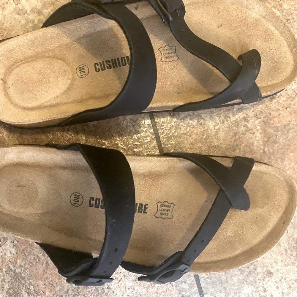 Black size 10 sandals